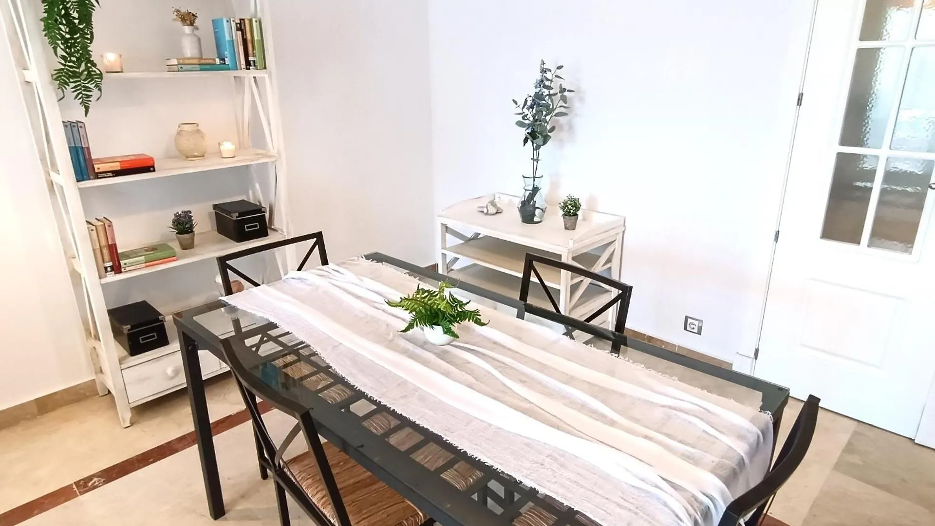 アパート Apartamento La Noria Pie De Playa Manilva サン・ルイス・デ・サビニリャス