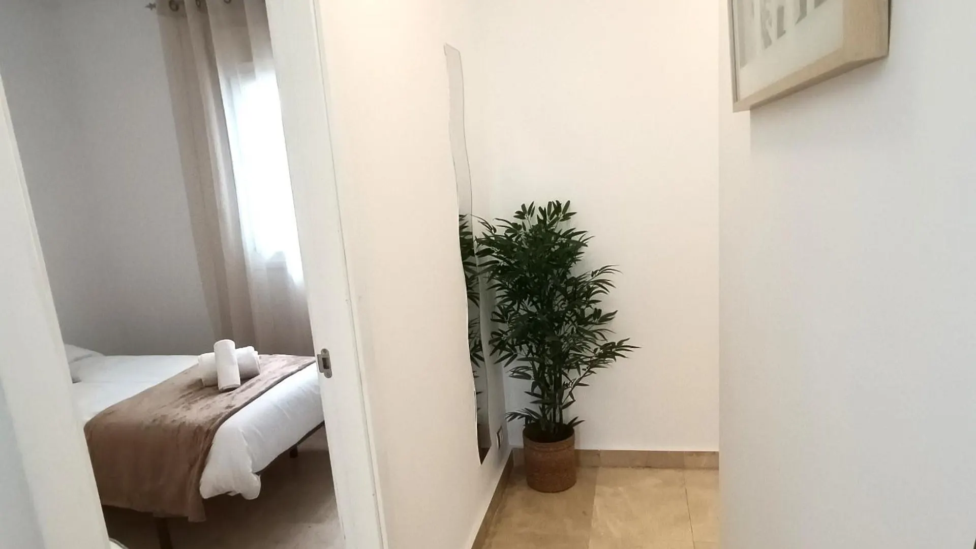 アパート Apartamento La Noria Pie De Playa Manilva サン・ルイス・デ・サビニリャス