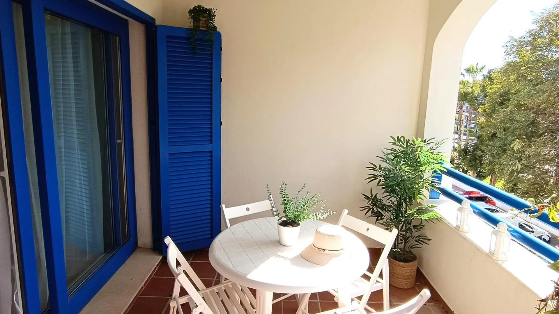 アパート Apartamento La Noria Pie De Playa Manilva サン・ルイス・デ・サビニリャス
