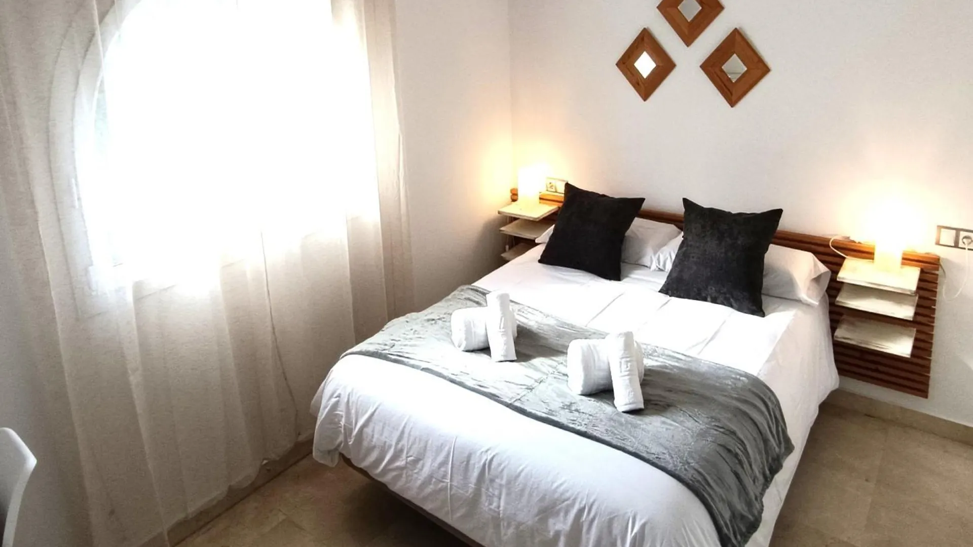 Apartamento La Noria Pie De Playa Manilva サン・ルイス・デ・サビニリャス 0*,